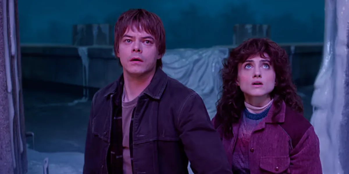 Charlie Heaton Reacts to Stranger Things Breakup Scene Backlash | Human ...