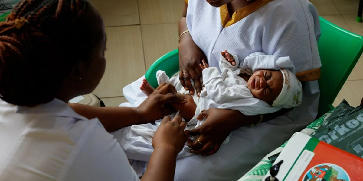 Malaria Vaccines Cut Ghana Child Deaths Despite Aid Reductions