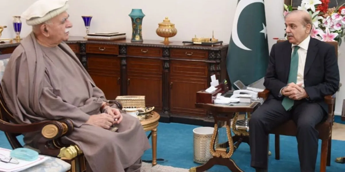 Mahmood Achakzai Calls Shahbaz Visit “Big Pity,” Supports Peaceful Protests