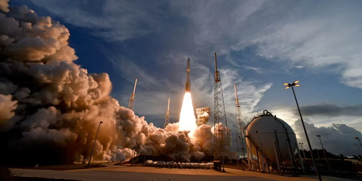 Elon Musk Jeff Bezos Compete To Lead Lunar Moon Race