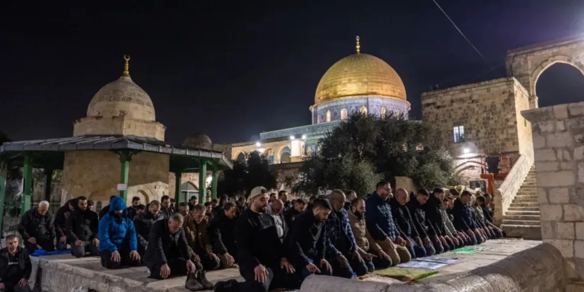 Israel Limits Al-Aqsa Friday Prayers to 10,000 Palestinians During Ramadan