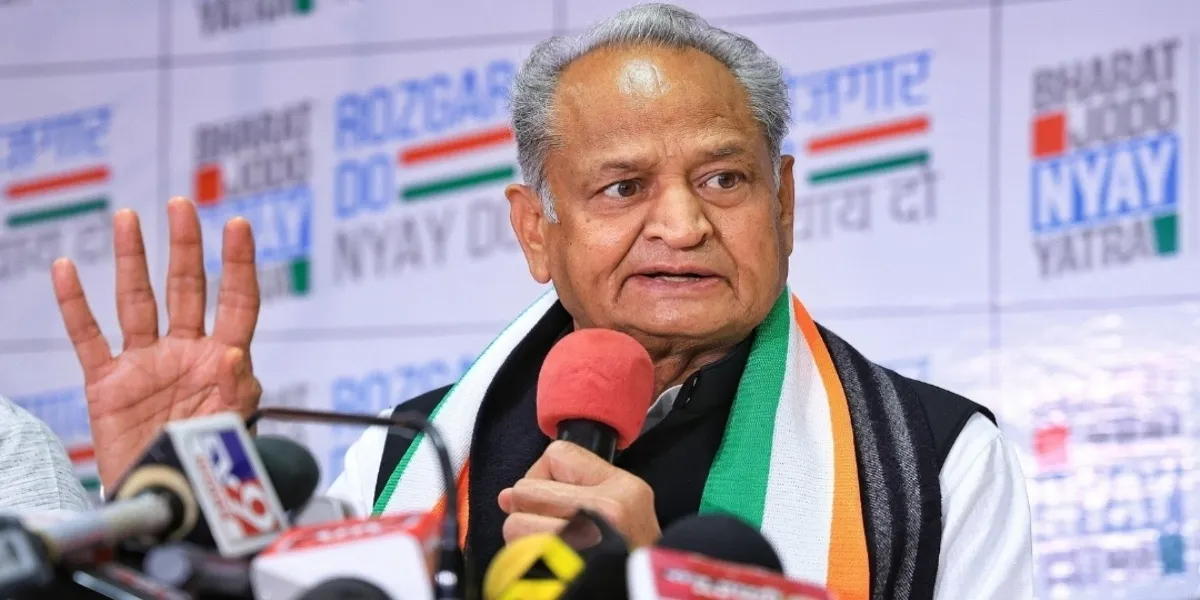 Congress Leader Gehlot Urges Govt to Form Panel to Probe Alarming Rise in Heart Attacks Among Youth, Children