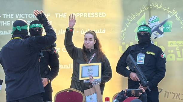 Hamas Proposes Mass Exchange of Captives for Permanent Ceasefire