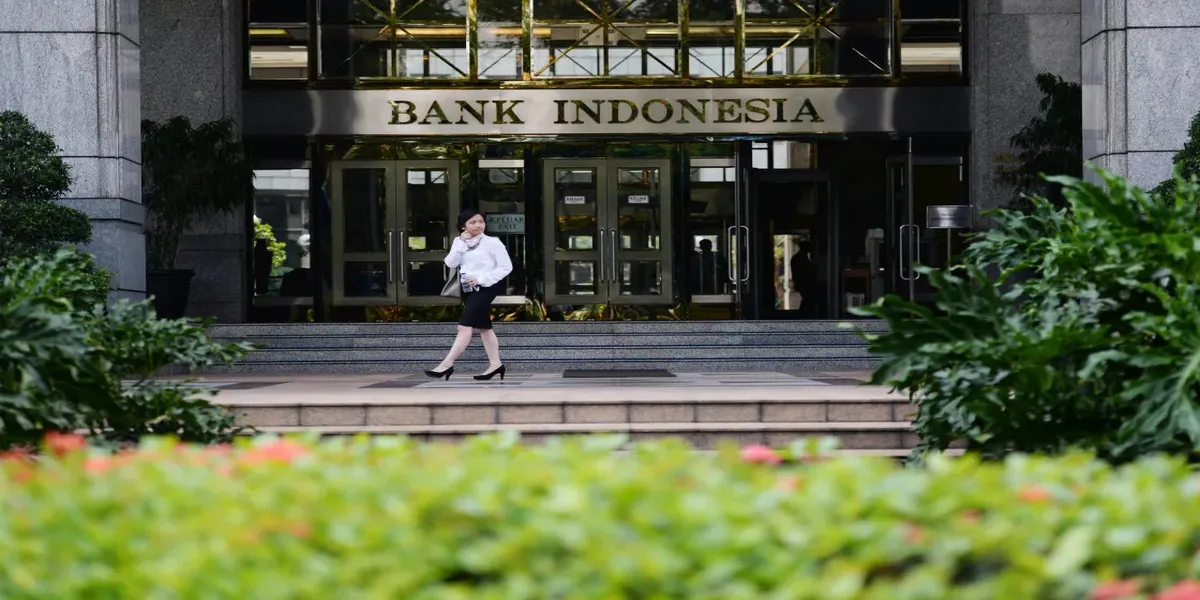 Indonesia’s Central Bank Keeps Interest Rates Unchanged, Focuses on Weak Rupiah
