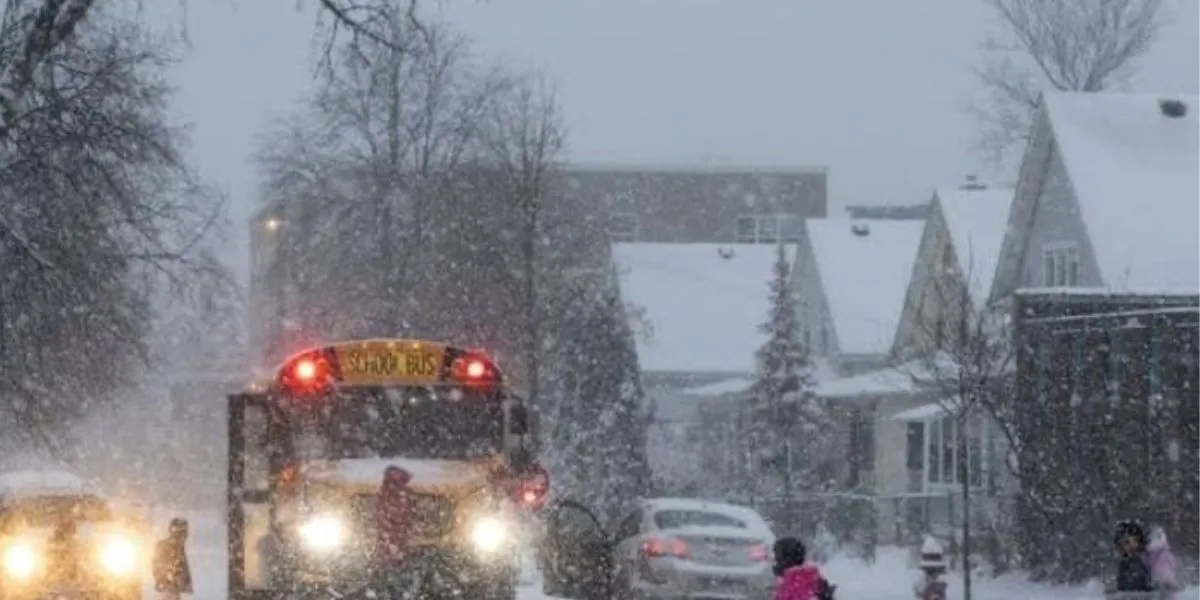 Major Winter Storm Forces U.S. School Closures And Flight Cancellations ...