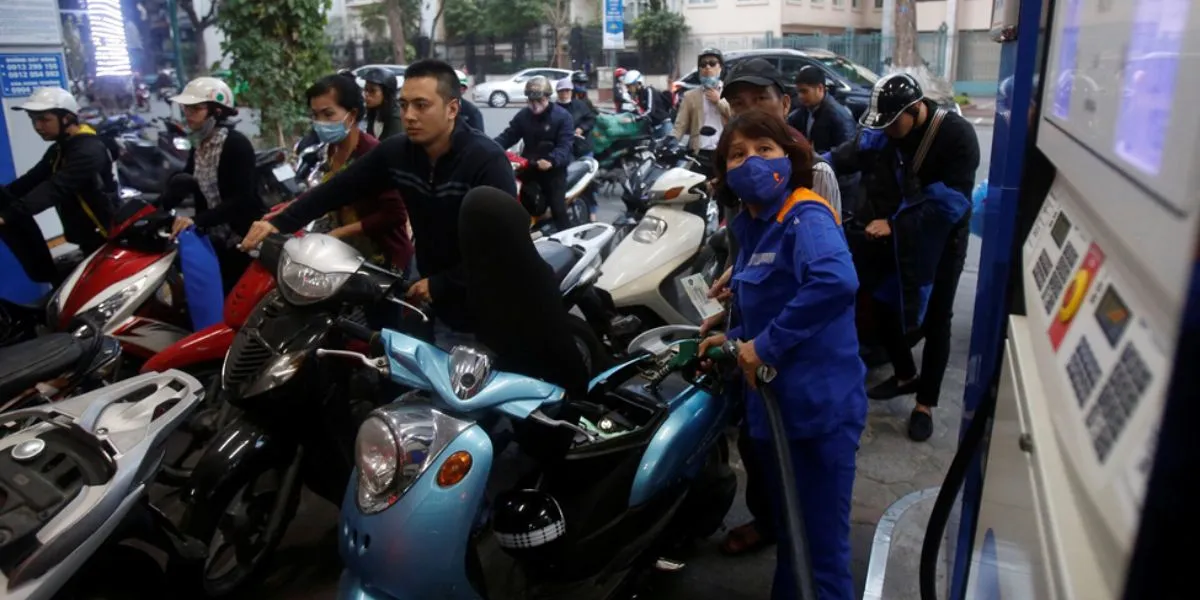 World Today | Bondi Shooting Gag Order, Belgium Synagogue Blast, Iran War Energy Crisis, Cyprus F-16s, and Colombia Vote