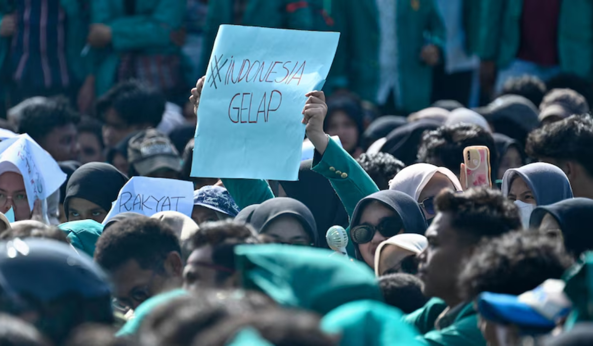 Indonesia's Youth: Protests Over Prabowo's New Budget.