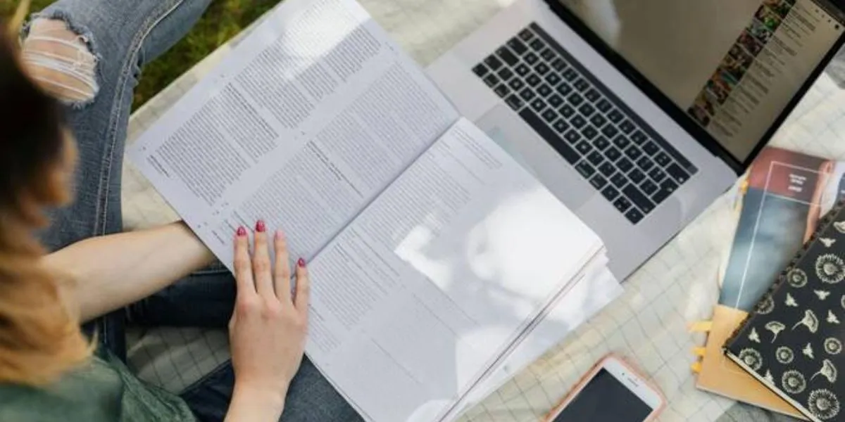 Digital Overload Sparks ‘Brain Rot’ Among Saudi Youth And Professionals