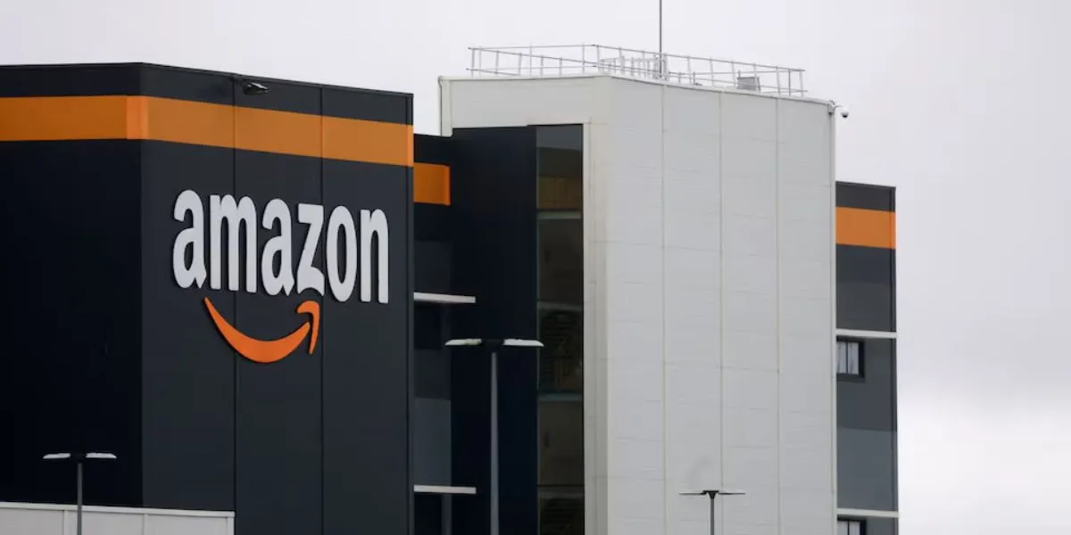 Amazon Eyes $9B Globalstar Acquisition To Compete With SpaceX Starlink