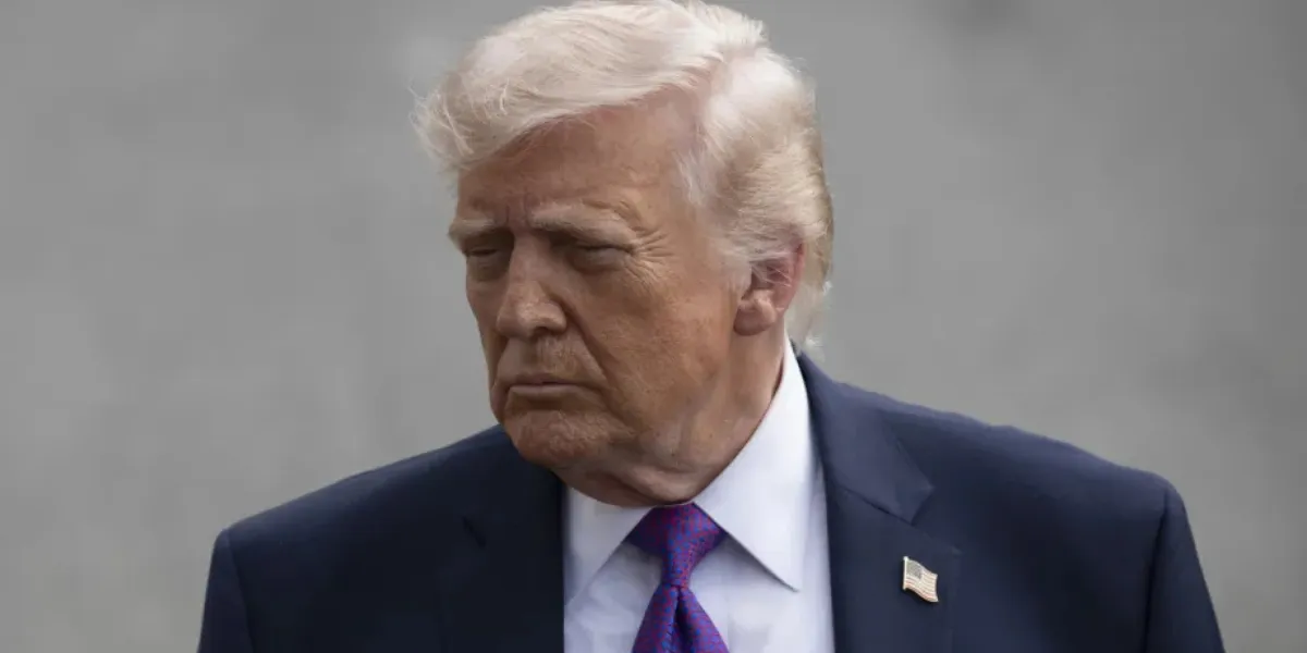 Trump Warns Iran of 48-Hour Deadline Over Hormuz Strait Tensions