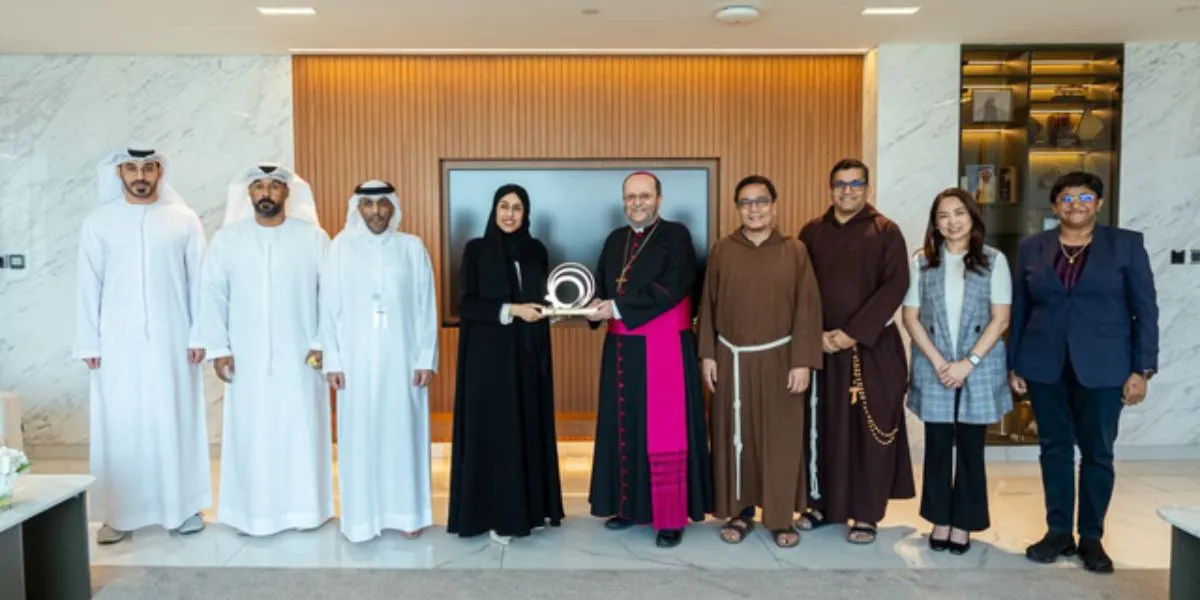   Dubai CDA Meets Bishop Martinelli To Promote Global Coexistence Model