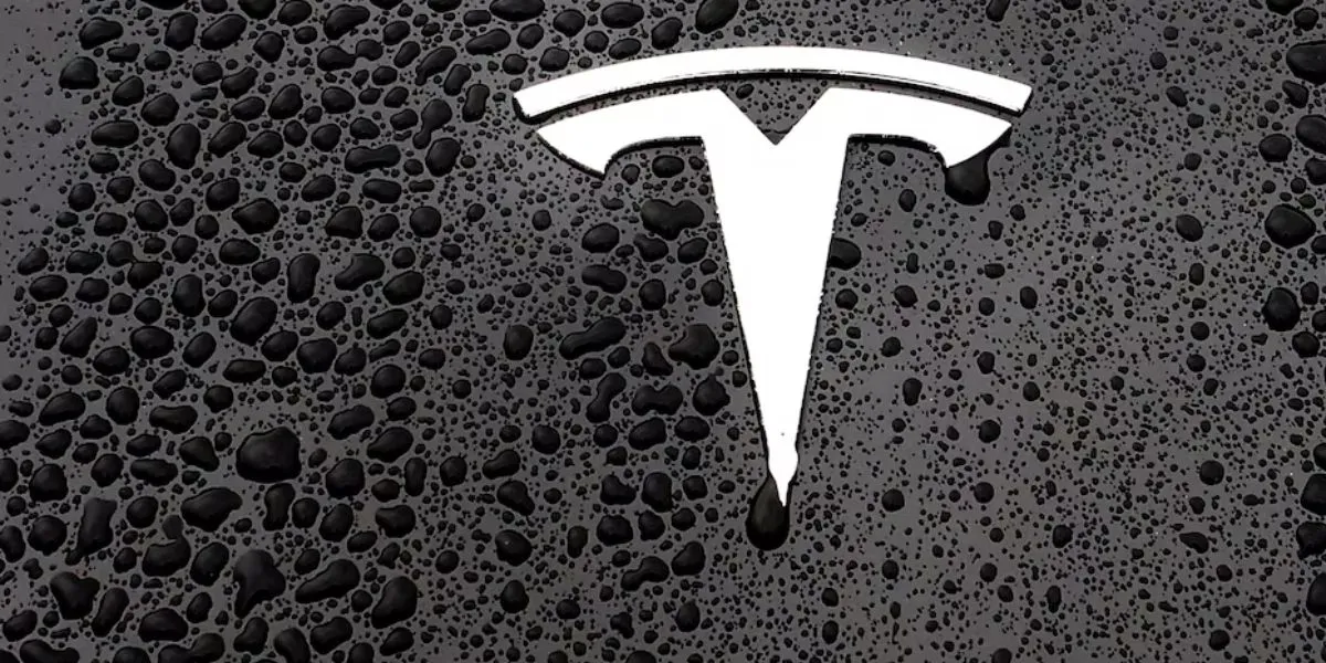 Tesla Rolls Out Full Self Driving In Lithuania After EU Approval