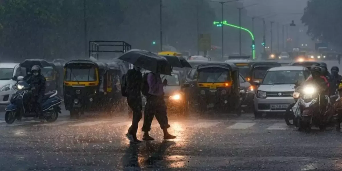 India Today | Severe Weather Alerts, Security Crackdown and Political Tensions Dominates the Day