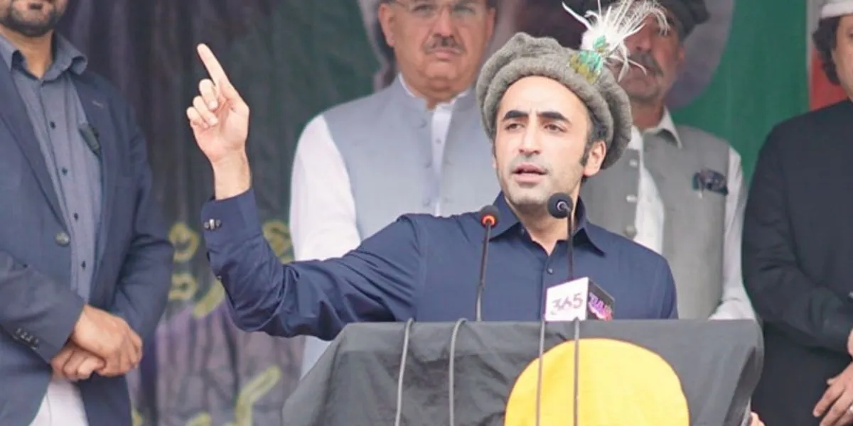 Pakistan Today | PTI Protest Controversy, DISCO Privatization Interest, Punjab Kisan Card Success And Budget Negotiations