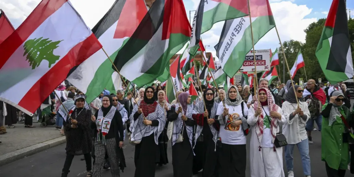 Middle East Today | Iran World Cup Restrictions, Gulf Reconstruction Debate, Gaza Ceasefire Talks, and Regional Security Tensions