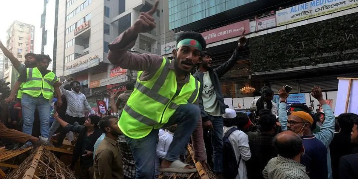 Dhaka Protests Alleged Pushback of Bangladeshis from India