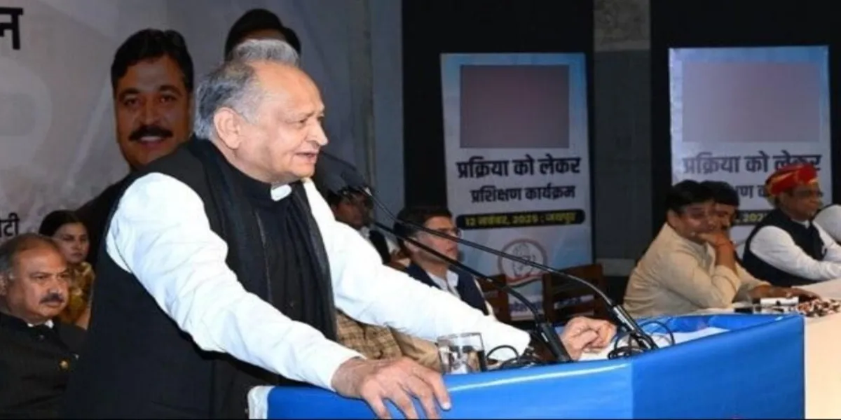 India | 'Indira Gandhi Would Have Banned BJP': Ashok Gehlot's Remark Ignites Political Controversy