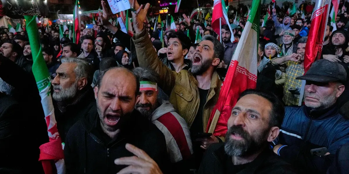Iran Celebrates Victory, Trump Reports Ships Moving Through Hormuz, Netanyahu Maintains Distance