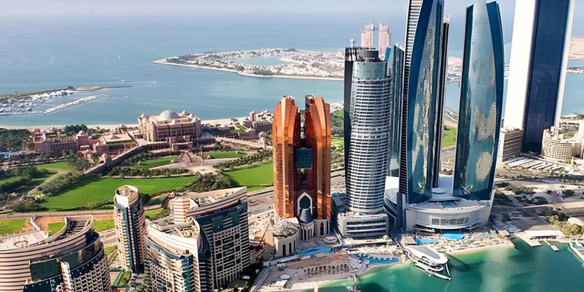 UAE Today | Monetary Stability, GWM Dubai Showroom, Emirates NBD India Deal And Al Dhafra Development Plans