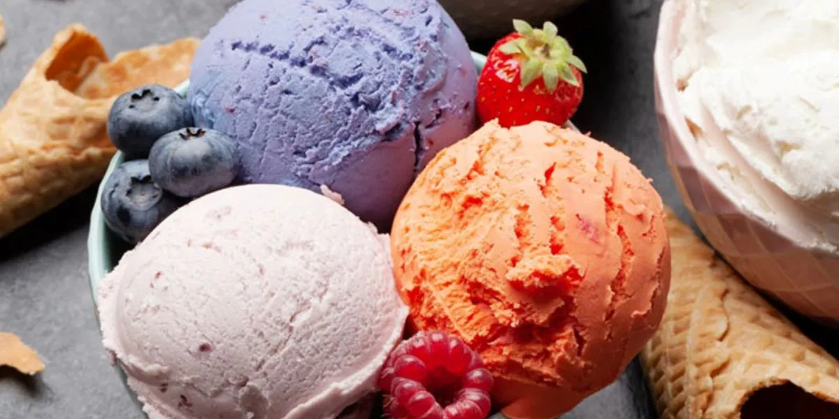 Eating Ice Cream Late Night Disrupts Sleep And Digestive Health