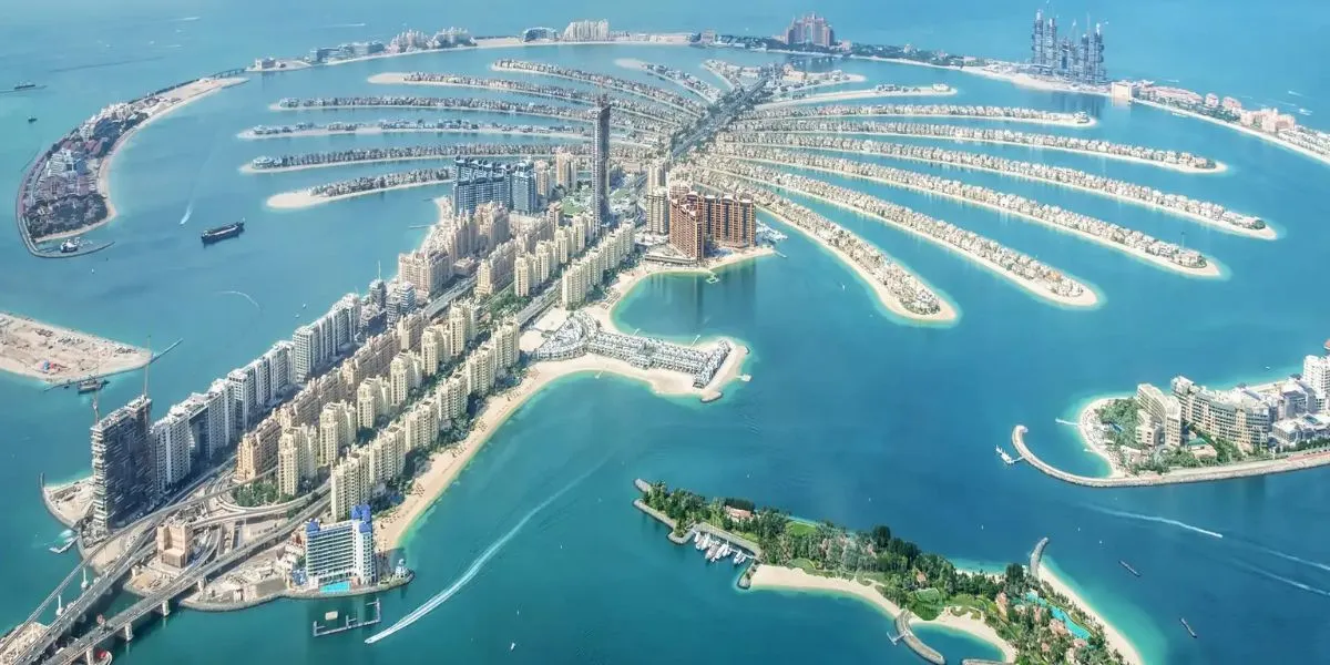 UAE Today | UAE Infrastructure Summit, Dubai Police Awards, Digital Dubai Ranking Rise & Borrowing Trends