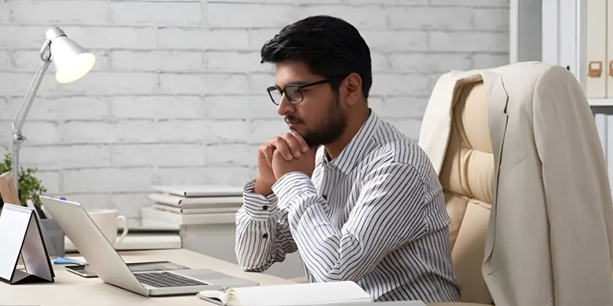 Healthy Daily Sitting Duration Linked To Lower Disease Risk, New Study Finds