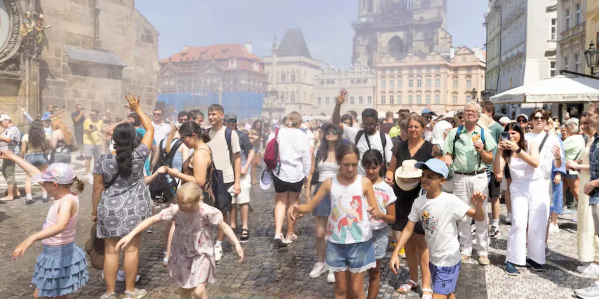 Europe Today | Serbia Protests, Spain Migration Drive, Europe Heatwave & UK Defence Reform