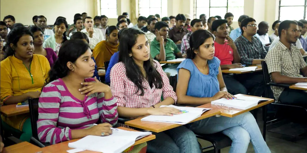 India | AICTE Closes 58 Engineering & Technical Colleges Across Country in 2025-26