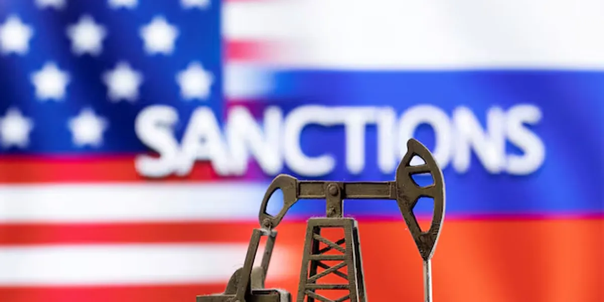 Russia Today  | Odesa Missile Strike, New US Sanctions Bill, Economy Under Strain & Soyuz Docks With ISS