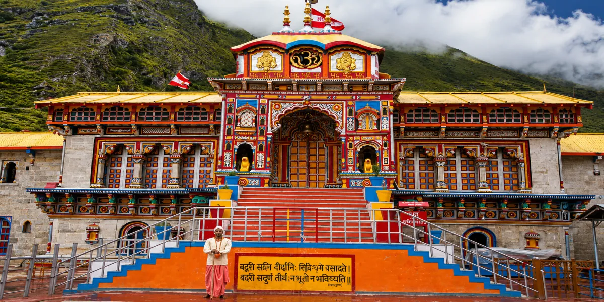 Faith Betrayed? Cash Recovered in Badrinath Temple Donation Theft, SIT Uncovers Fresh Evidence.
