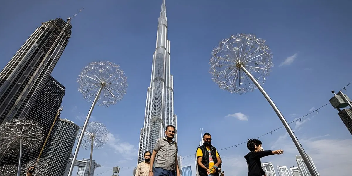 UAE Today | Dubai Aviation Leadership, Mental Healthcare Expansion, UAE Economic Growth & Amazon Crime Operation