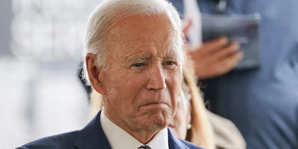USA Today | US Politics, Biden Health, Delta Emergency Landing and Social Media Regulation Dominate Headlines