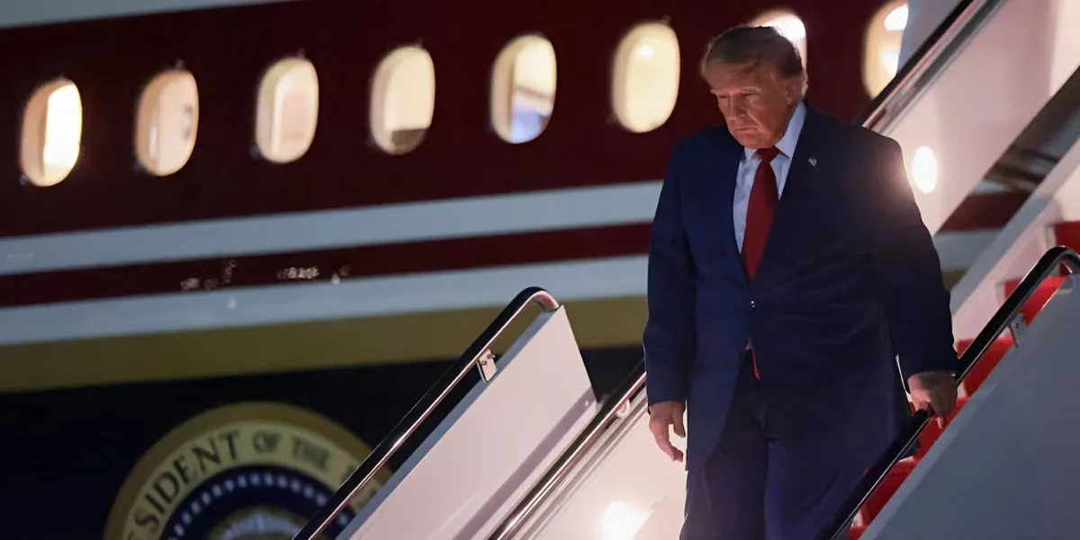 USA Today | WWII Memorial Vandalized, Crime Rates Decline, Hospital Billing Probed, Drone Tariffs Announced & Navy Strategy Overhauled