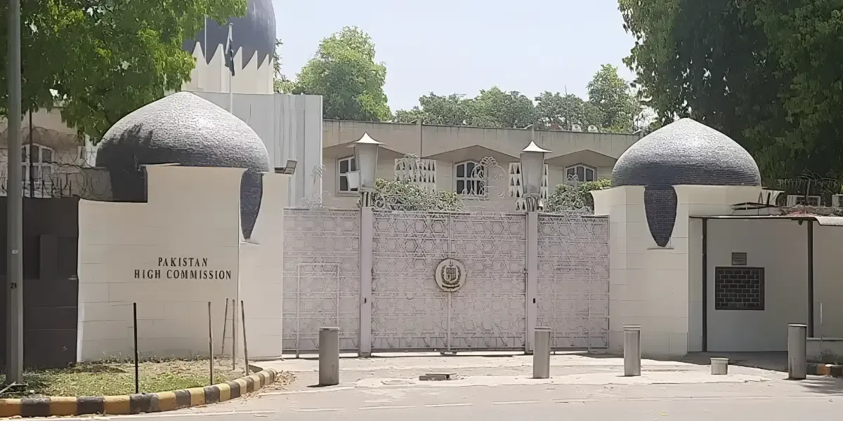 India Today | Delhi Removes Security Barricades Outside Pakistan High Commission Amid Fresh India-Pakistan Tensions