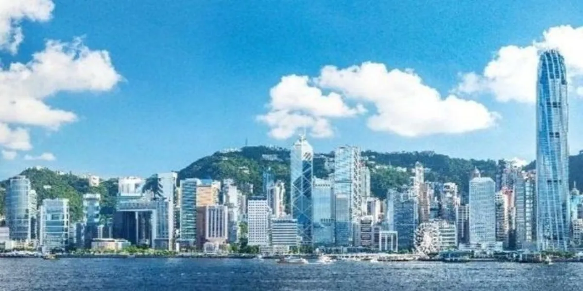 Philippines Today | Queenie Strengthens Near PAR Exit