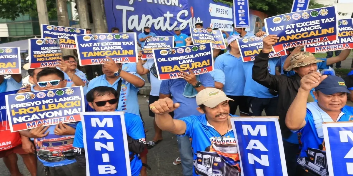 Philippines Today | Sara Duterte Impeachment Trial Continues as Transport Strike and West Philippine Sea Tensions Grip Philippines