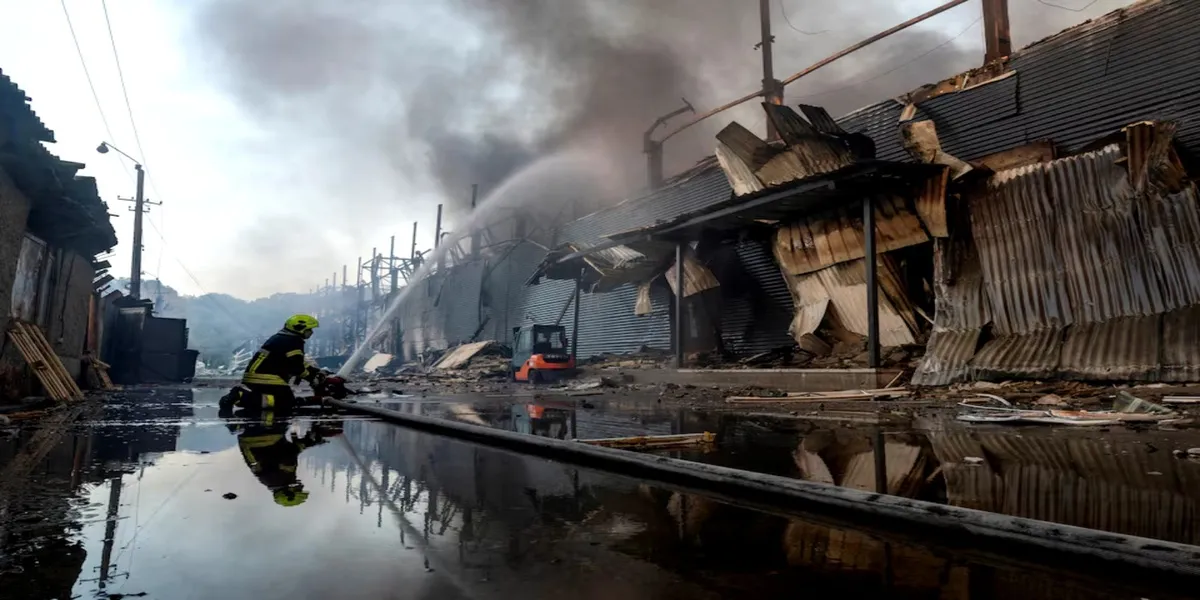 Russia Today | Deadly Ukraine Strikes, Massive Moscow Drone Assault And Growing Siberia Health Investigation Raise Concerns