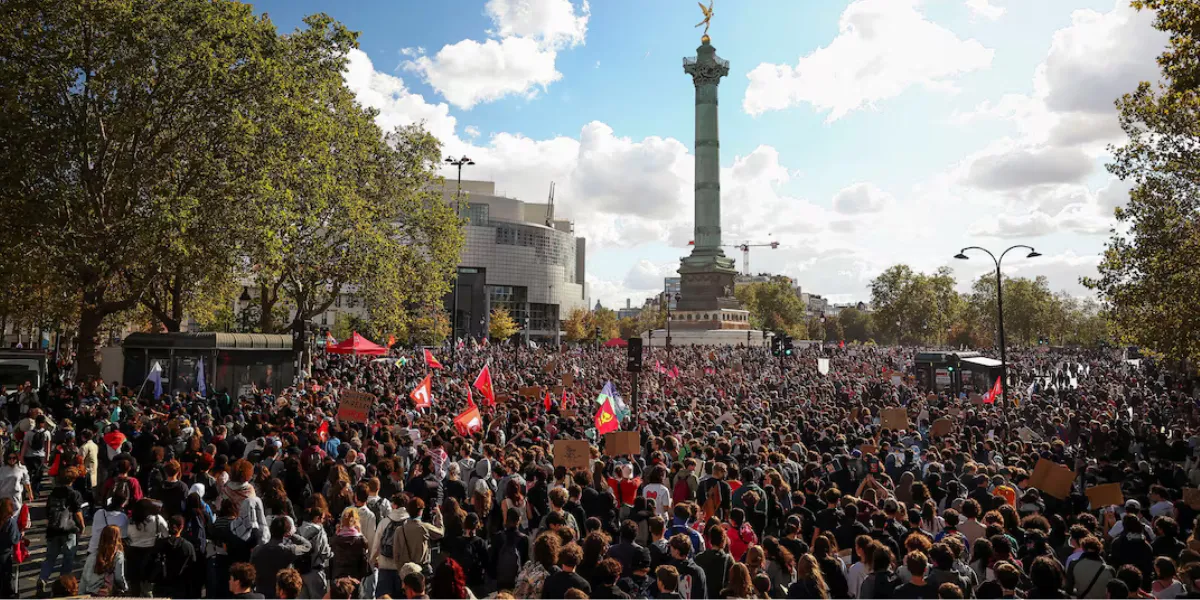 Europe Today | UK Labour Wins By-Election as France Protests and Poland Tightens School Security