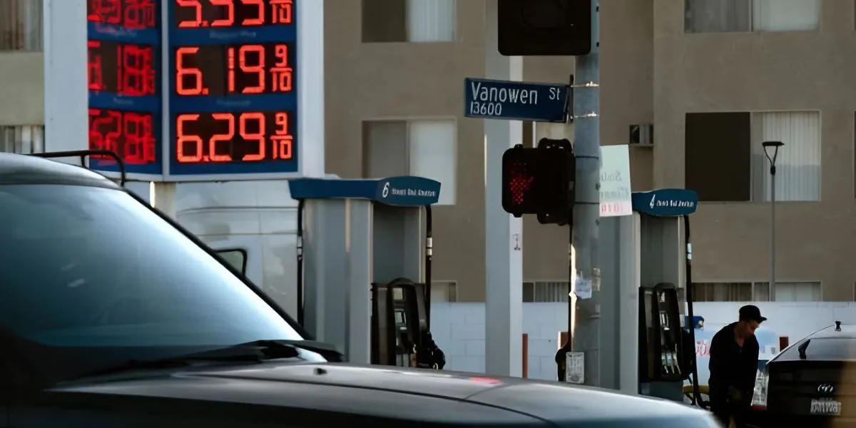 USA Today | US Midterm Showdown Intensifies Over Rising Fuel Bills, Election Lawsuits & Broadcaster Freedom