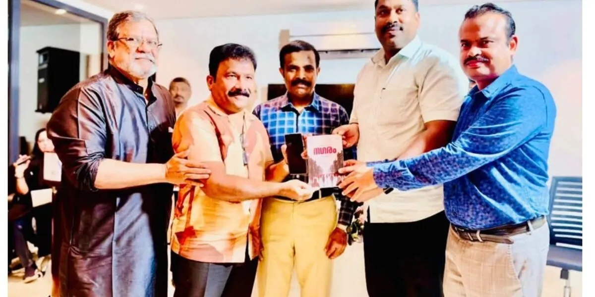 Meelas Mullampara Unveils Three Books Celebrating Expatriate Life, Memories and Malayalam Literature.  M Siraj