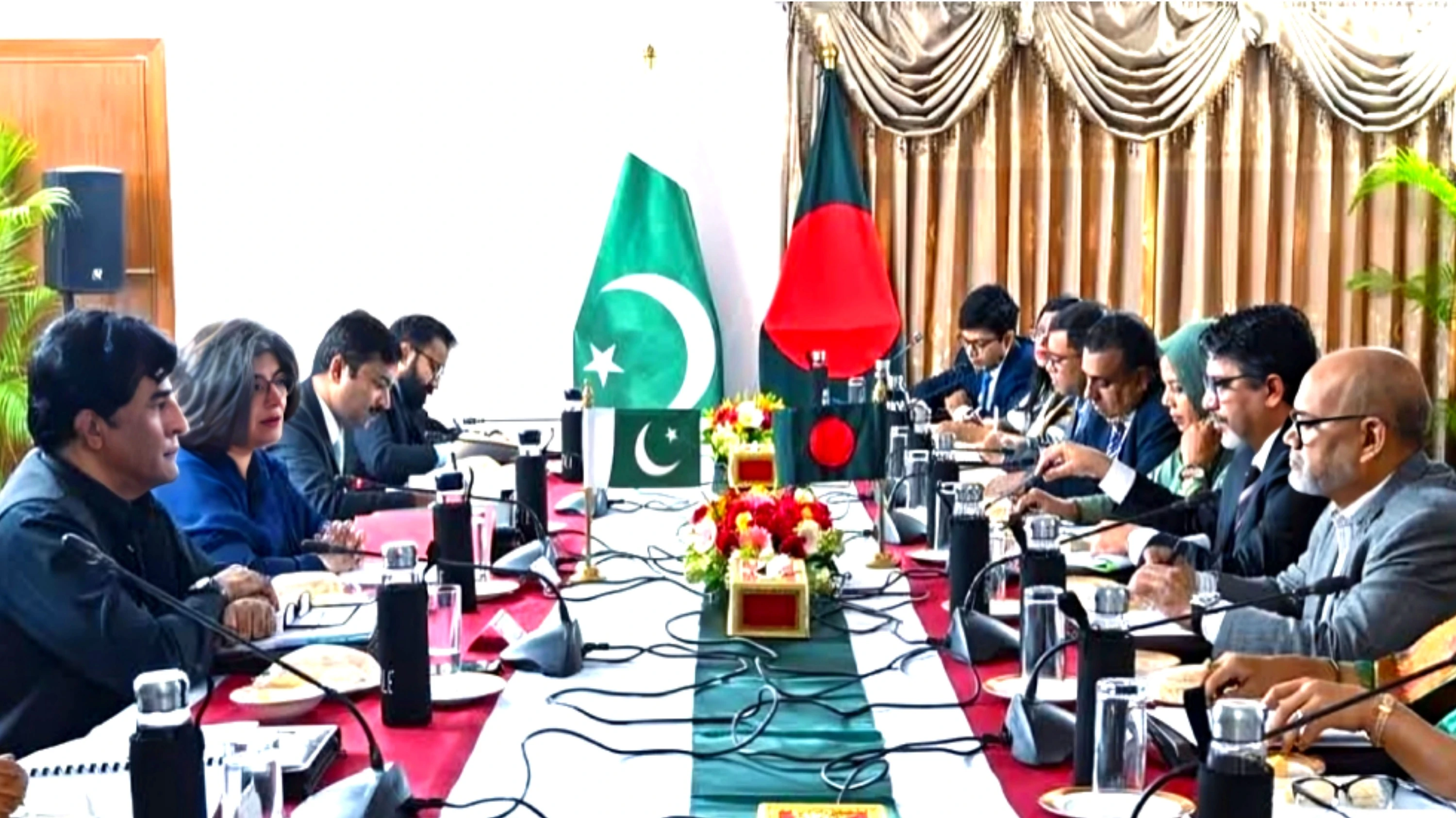 Pakistan and Bangladesh Hold Foreign Secretary-Level Talks After 15 ...