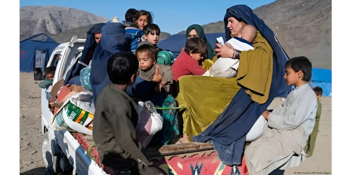 Thousands of Afghan Refugees Return from Pakistan and Iran, Face Uncertain Future